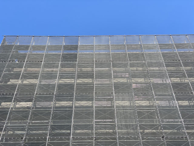 大規模改修中のマンション