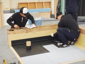 改質アスファルトシート常温粘着工法の技能講習会＆トライアルを開催しました